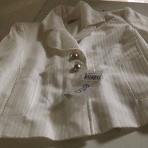 New w tags Women’s designer white Italian blazer